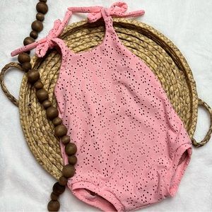 Handmade Eyelet Bubble